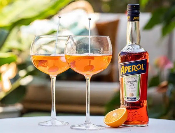     : 7   Aperol Spritz