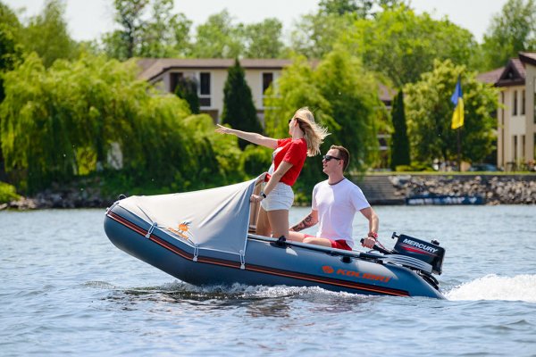 Маленький човен, велика сімейна історія: Kolibri для водних пригод Маленький човен, велика сімейна історія: Kolibri для водних пригод