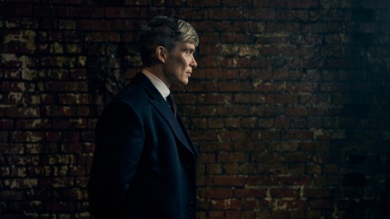 "Peaky Blinders" :       ʳ 