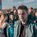 100- :  ,   