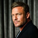 ǳ  "Reacher",      ,       